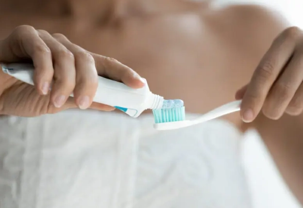 teeth whitening toothpaste safe for enamel