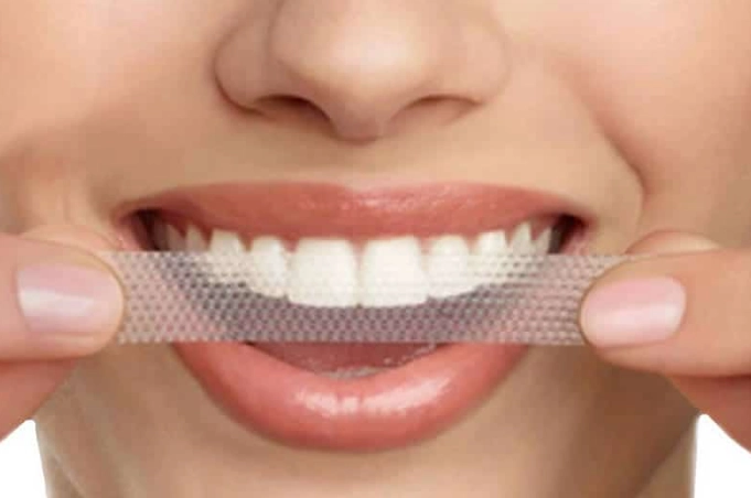 Crest 3D White strips review Crest 3D White strips review