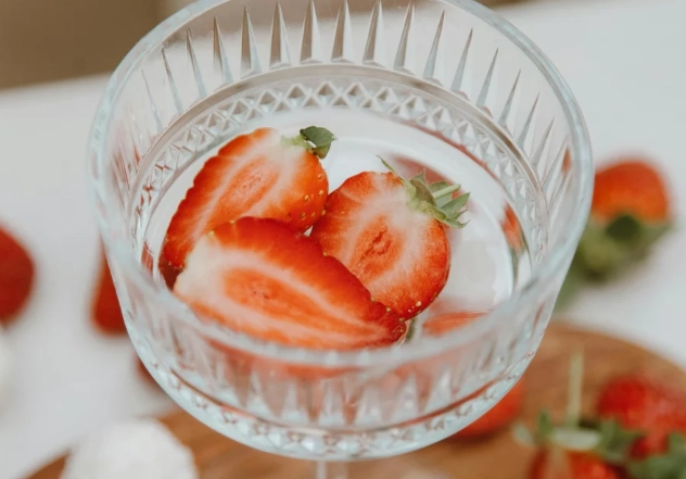 natural teeth whitening