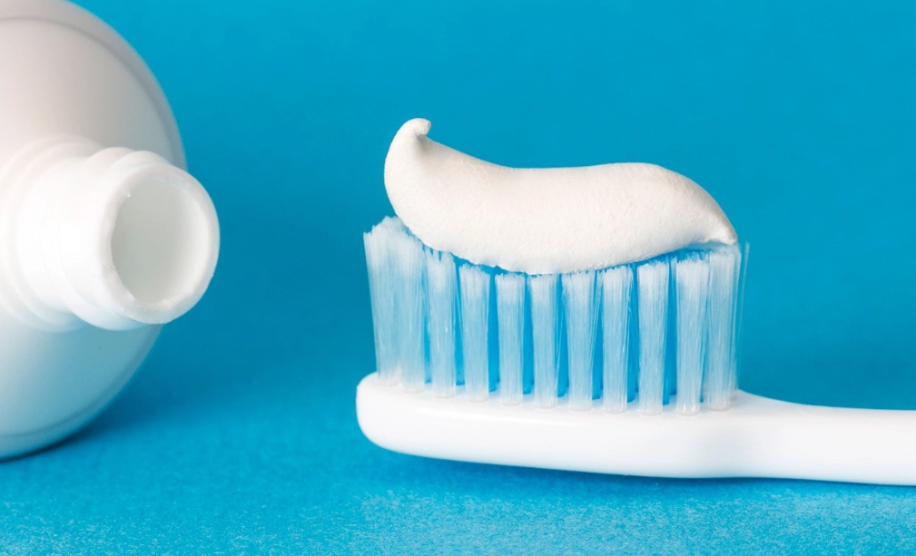 Does desensitizing toothpaste work?