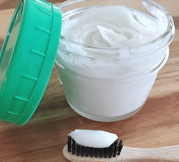 natural toothpaste recipe